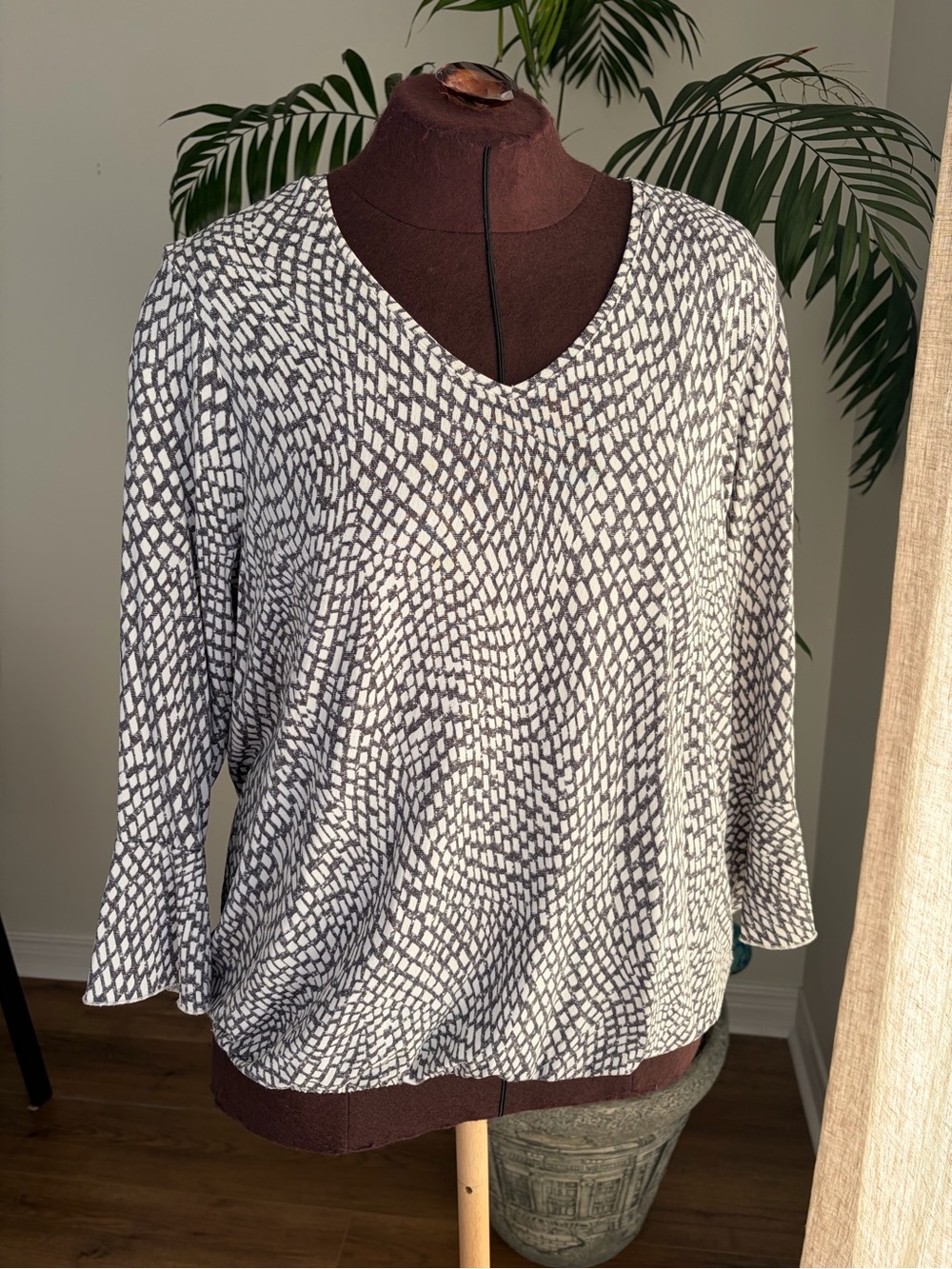 Olsen Women's V-Neck Top EU 44